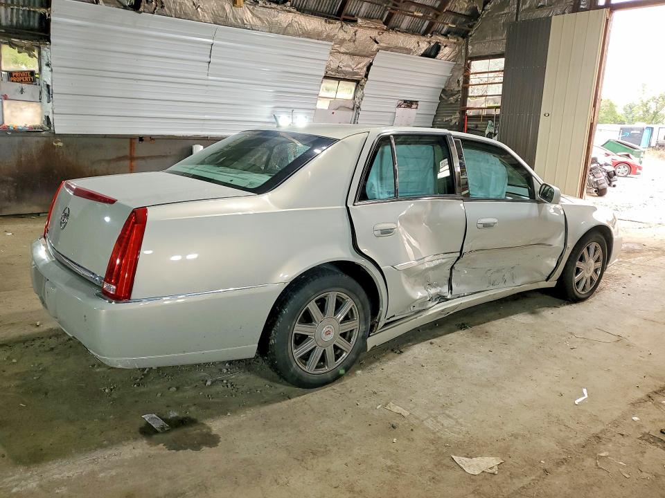 2008 Cadillac Dts მანქანა იყიდება აუქციონზე, vin: 1G6KD57Y78U165427, აუქციონის ნომერი: 60744176