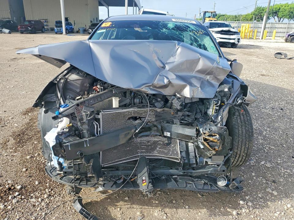 60682956 :رقم المزاد ، KMHLM4AG1NU345618 vin ، 2022 Hyundai Elantra مزاد بيع