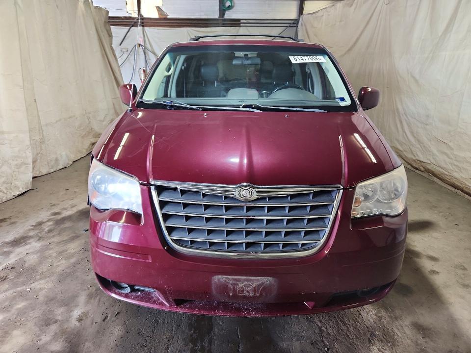 61477006 :رقم المزاد ، 2A8HR54199R647260 vin ، 2009 Chrysler Town & Country مزاد بيع