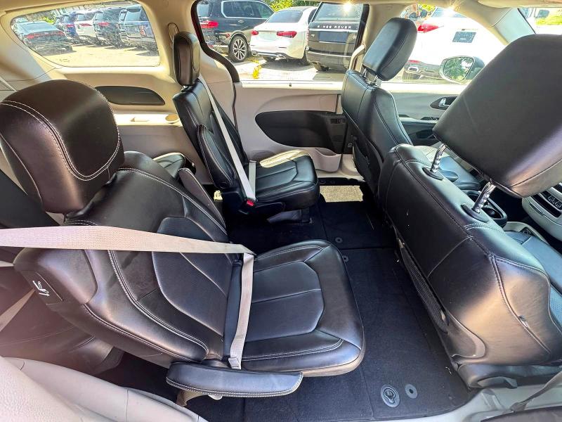 63158906 :رقم المزاد ، 2C4RC1DG9MR512928 vin ، 2021 Chrysler Voyager مزاد بيع
