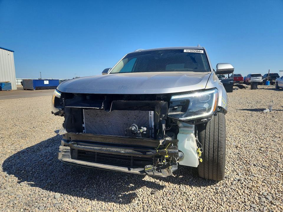 Продаж на аукціоні авто 2024 Volkswagen Atlas, vin: 1V2FR2CA4RC520759, номер лоту: 57326966