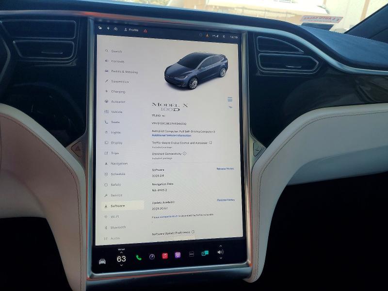 2017 Tesla Model X მანქანა იყიდება აუქციონზე, vin: 5YJXCBE27HF044392, აუქციონის ნომერი: 60775176