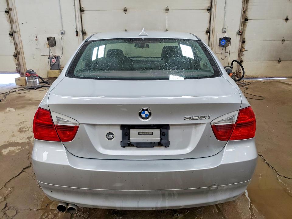 Продаж на аукціоні авто 2007 Bmw 328, vin: WBAVA37507NE25656, номер лоту: 62898886