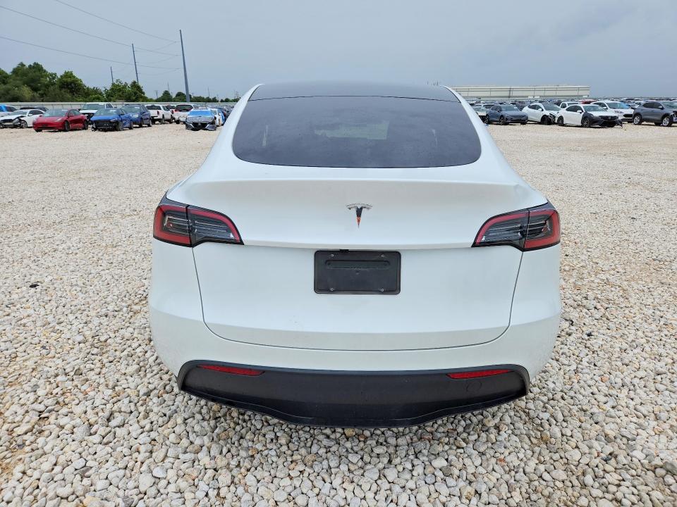 61437736 :رقم المزاد ، 7SAYGDED1SF320873 vin ، 2025 Tesla Model Y مزاد بيع