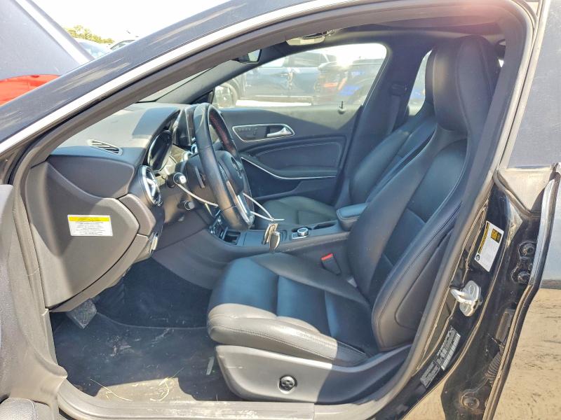 62068476 :رقم المزاد ، WDDSJ4EB4EN035860 vin ، 2014 Mercedes-benz Cla مزاد بيع