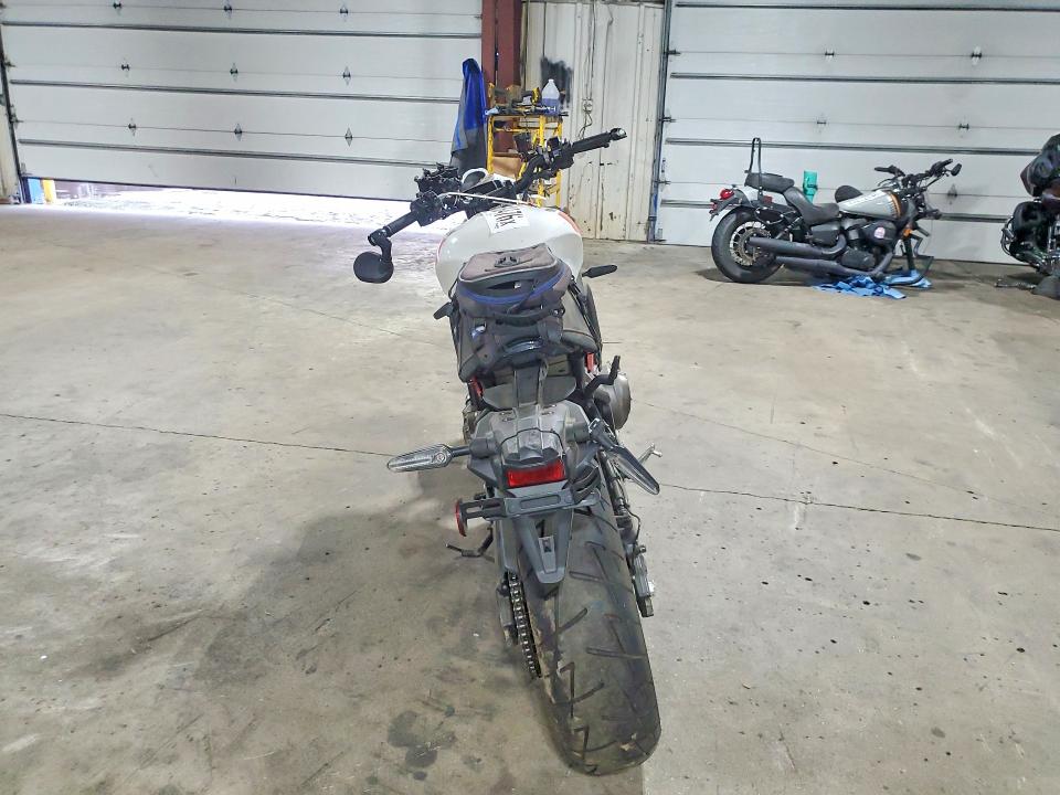 61889476 :رقم المزاد ، JYARN80Y2RA000940 vin ، 2024 Yamaha Mtm890 مزاد بيع