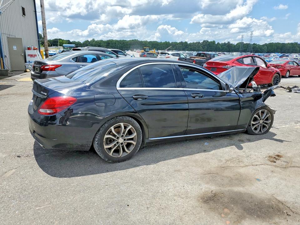 59355856 :رقم المزاد ، 55SWF4KB1FU020331 vin ، 2015 Mercedes-benz C مزاد بيع