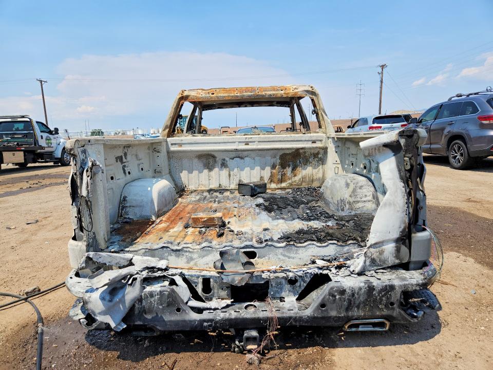 Продажа на аукционе авто 2024 Chevrolet Silverado, vin: 2GCUDEED0R1168933, номер лота: 59734186