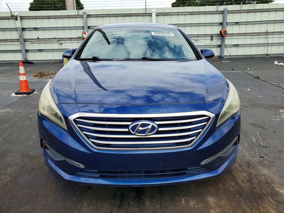 2015 Hyundai Sonata მანქანა იყიდება აუქციონზე, vin: 5NPE24AF1FH233701, აუქციონის ნომერი: 85630295