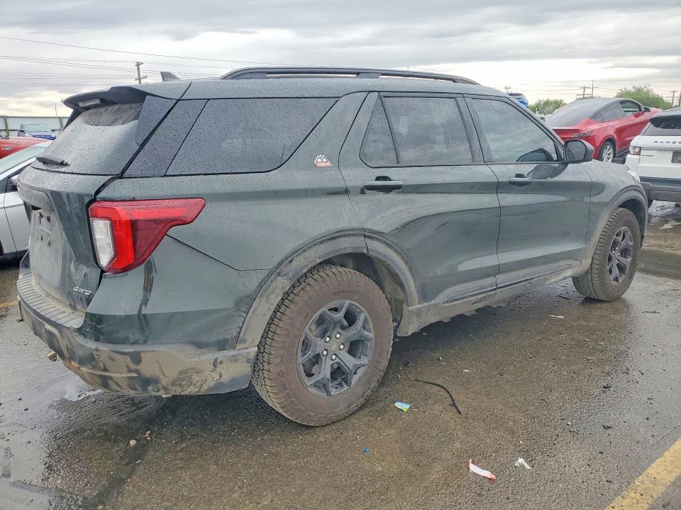 60701166 :رقم المزاد ، 1FMSK8JHXNGC49986 vin ، 2022 Ford Explorer مزاد بيع