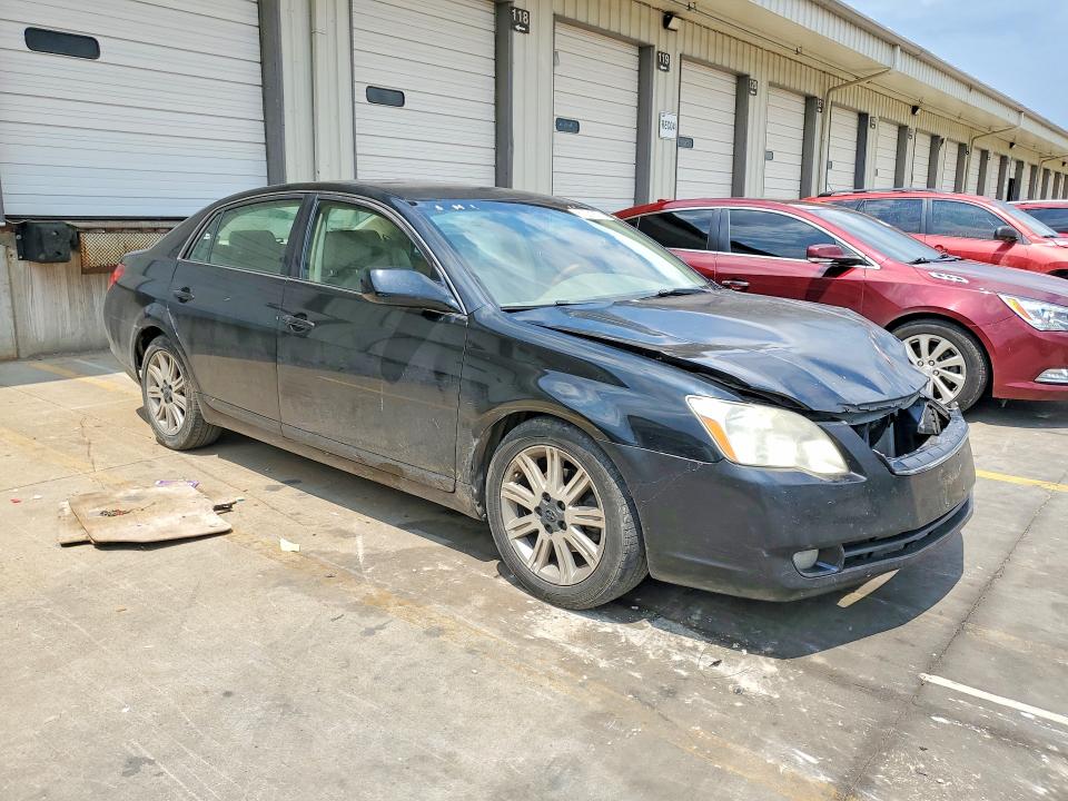 61331826 :رقم المزاد ، 4T1BK36B77U247155 vin ، 2007 Toyota Avalon مزاد بيع