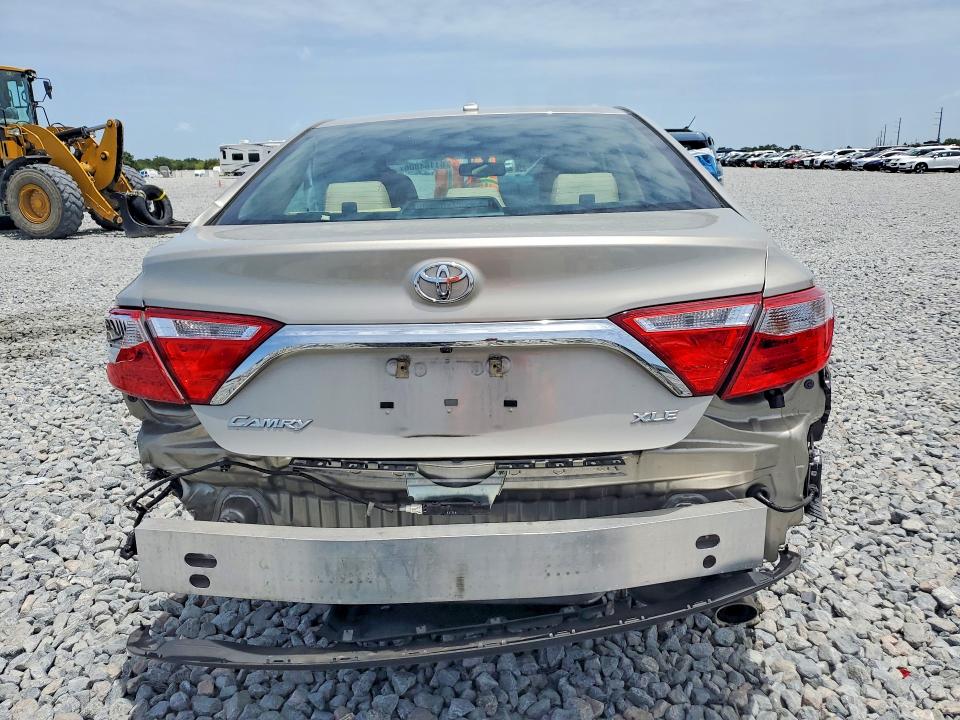 2017 Toyota Camry მანქანა იყიდება აუქციონზე, vin: 4T1BF1FK0HU763304, აუქციონის ნომერი: 61164806