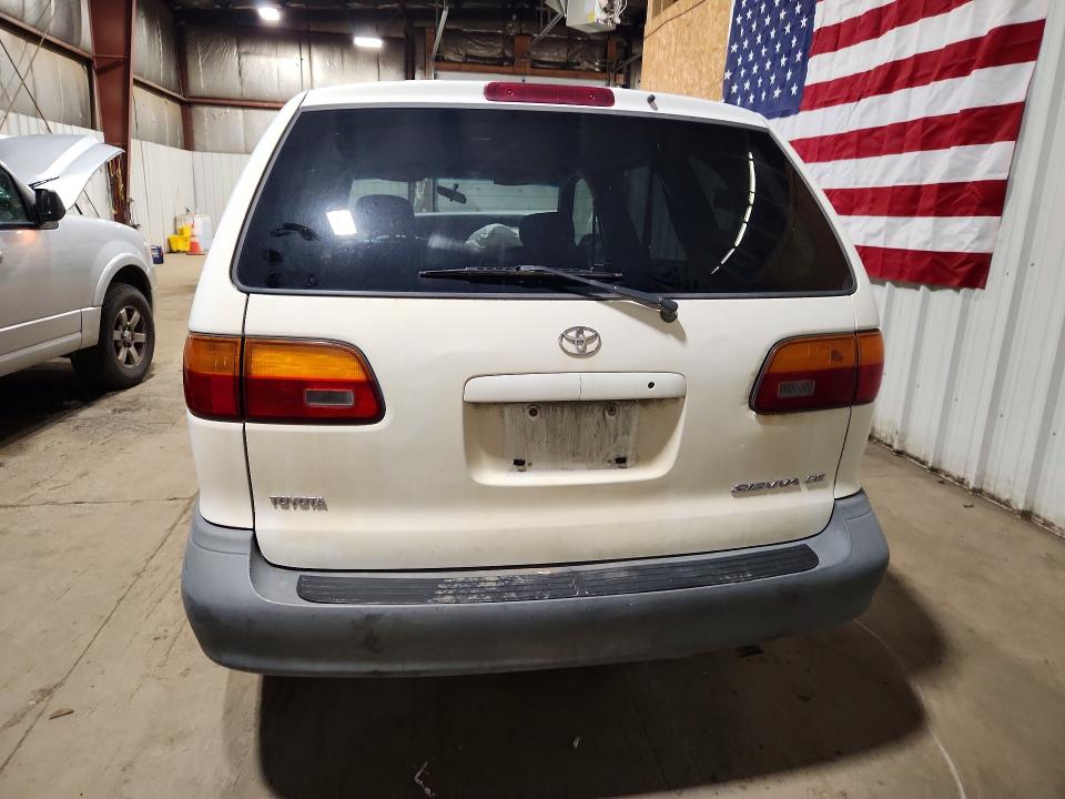 61585446 :رقم المزاد ، 4T3ZF19C0XU152049 vin ، 1999 Toyota Sienna مزاد بيع