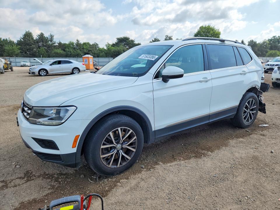 Продаж на аукціоні авто 2018 Volkswagen Tiguan, vin: 3VV2B7AX4JM140334, номер лоту: 61603386