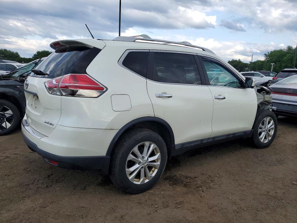 2015 Nissan Rogue მანქანა იყიდება აუქციონზე, vin: 5N1AT2MV9FC779818, აუქციონის ნომერი: 62019146