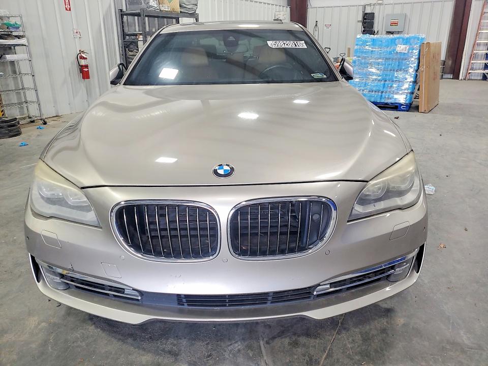 59820016 :رقم المزاد ، WBAYE8C53FD780939 vin ، 2015 Bmw 7 Series مزاد بيع