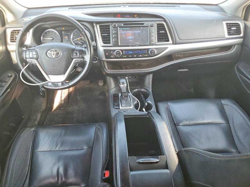 Продаж на аукціоні авто 2019 Toyota Highlander, vin: 5TDKZRFHXKS355449, номер лоту: 61387546
