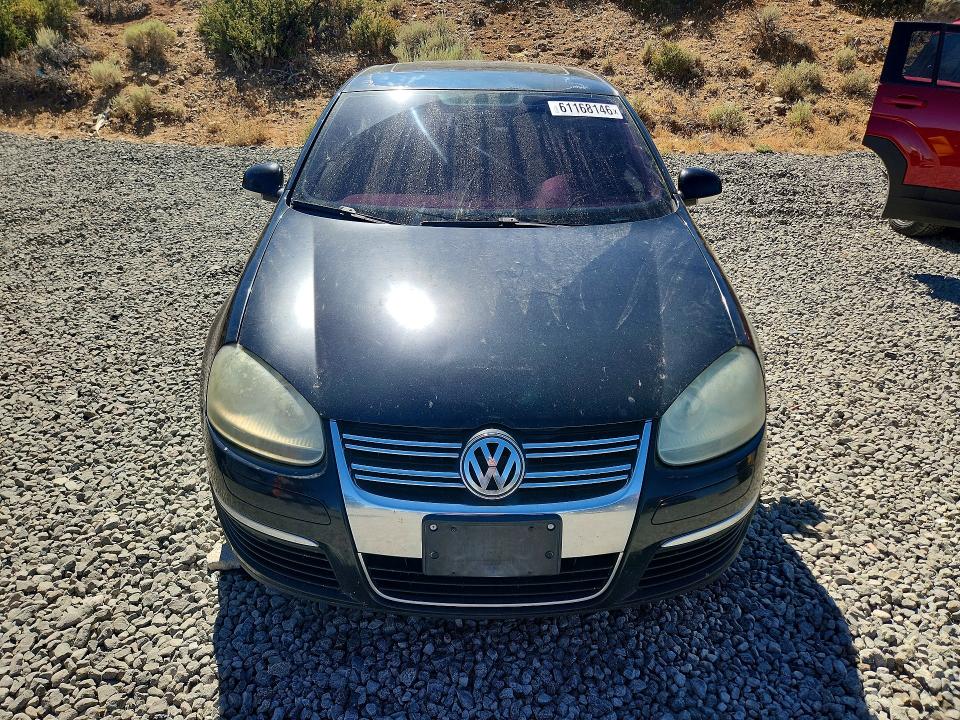 2008 Volkswagen Jetta მანქანა იყიდება აუქციონზე, vin: 3VWRZ71K48M130388, აუქციონის ნომერი: 61168146
