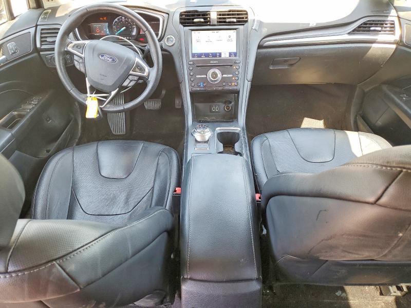 62104246 :رقم المزاد ، 3FA6P0SU5KR174726 vin ، 2019 Ford Fusion مزاد بيع