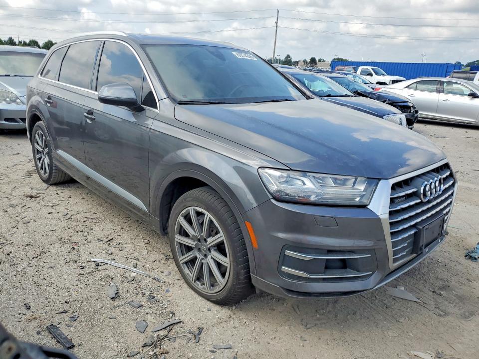 60574206 :رقم المزاد ، WA1LAAF77JD041055 vin ، 2018 Audi Q7 مزاد بيع
