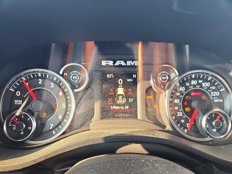 Auction sale of the 2025 Ram 1500, vin: 1C6RREGG0SN547599, lot number: 59862066