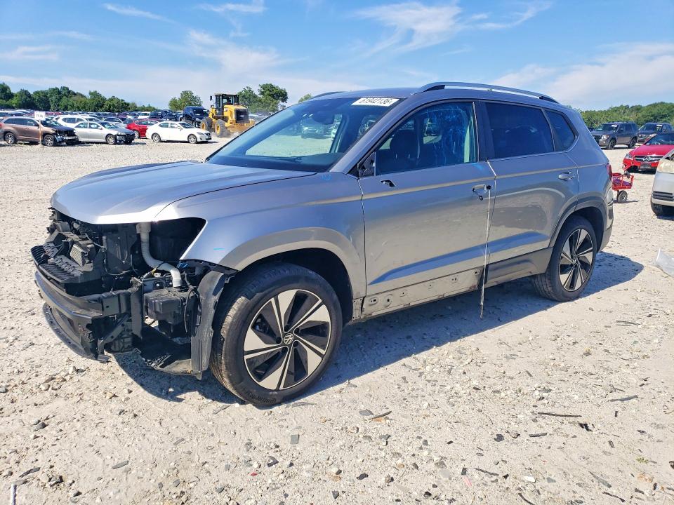 Продаж на аукціоні авто 2024 Volkswagen Taos, vin: 3VVUX7B21RM028177, номер лоту: 61942136