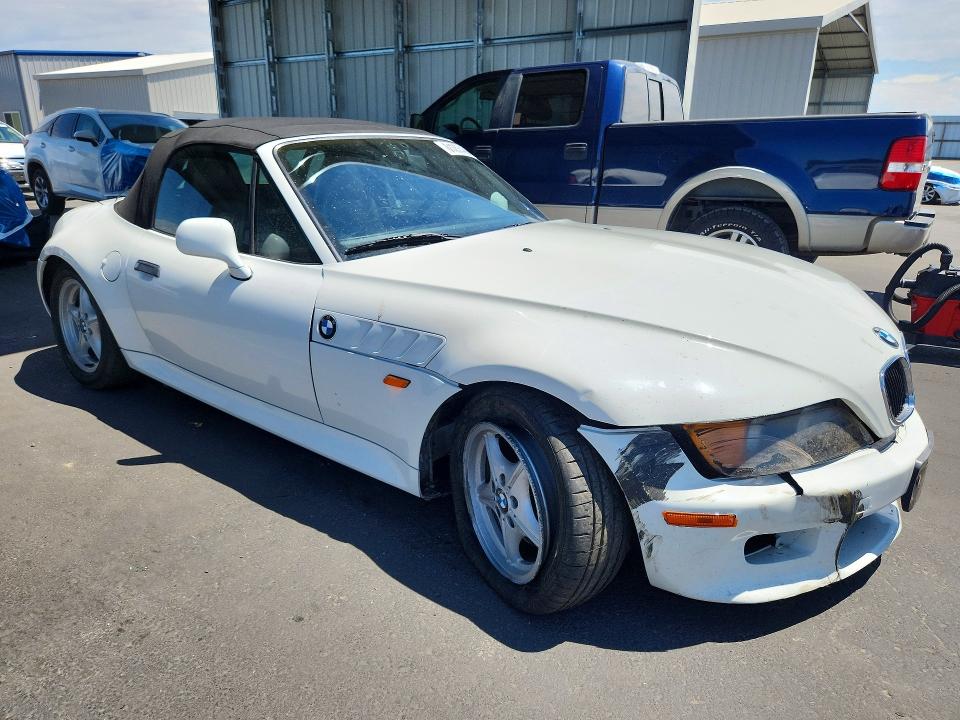 61355496 :رقم المزاد ، 4USCH9333XLG01523 vin ، 1999 Bmw Z3 مزاد بيع