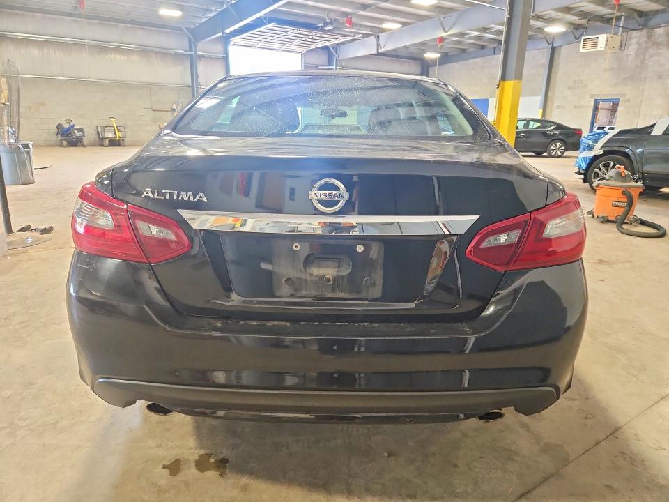 60158476 :رقم المزاد ، 1N4AL3AP7JC470721 vin ، 2018 Nissan Altima مزاد بيع