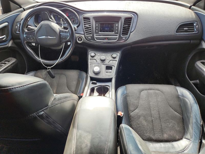 58651196 :رقم المزاد ، 1C3CCCDG4GN105509 vin ، 2016 Chrysler 200 مزاد بيع