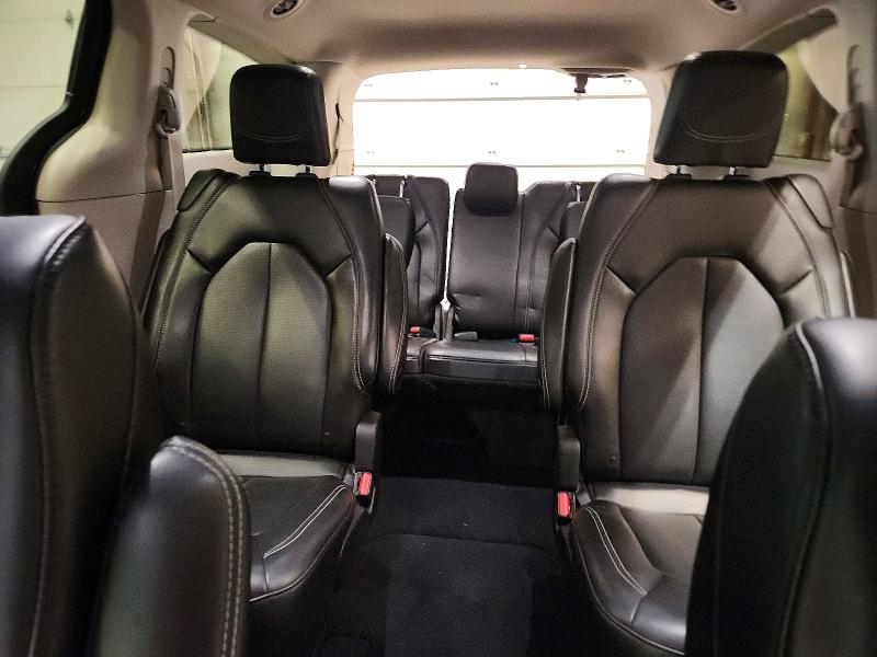 61125226 :رقم المزاد ، 2C4RC1BG5PR627310 vin ، 2023 Chrysler Pacifica مزاد بيع
