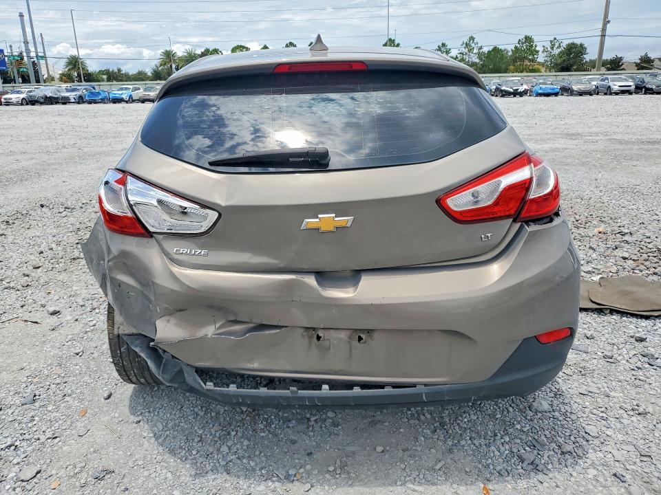 2017 Chevrolet Cruze მანქანა იყიდება აუქციონზე, vin: 3G1BE6SM9HS592508, აუქციონის ნომერი: 62874246