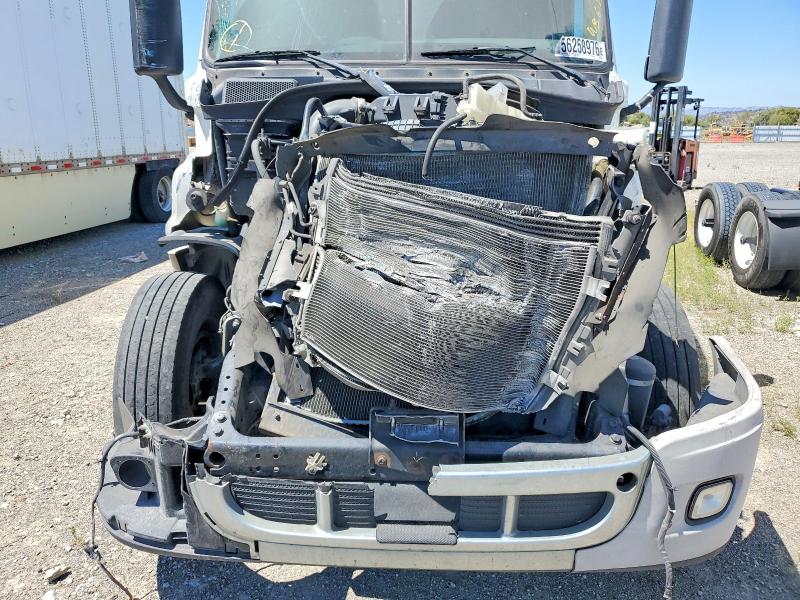 2014 Freightliner Cascadia 125 მანქანა იყიდება აუქციონზე, vin: 1FUJGLD54ELFH6856, აუქციონის ნომერი: 56258976
