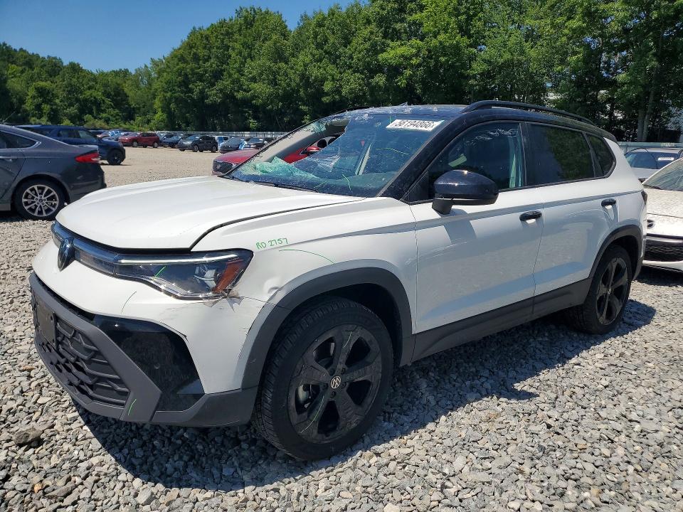 56194866 :رقم المزاد ، 3VV2C7B22SM004334 vin ، 2025 Volkswagen Taos مزاد بيع