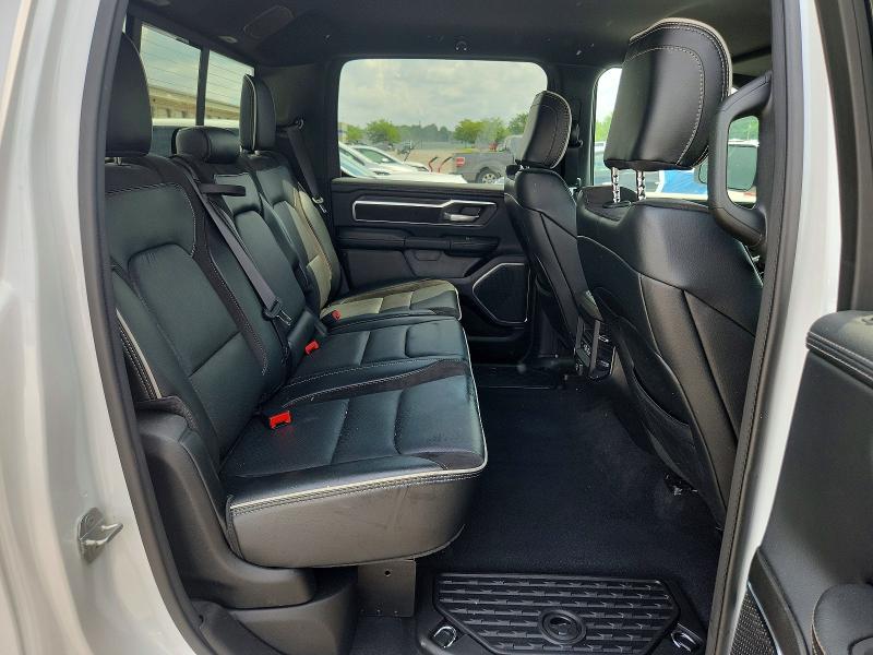 Продажа на аукционе авто 2026 Ram 1500, vin: 1C6SRFJP9TN281968, номер лота: 61661726