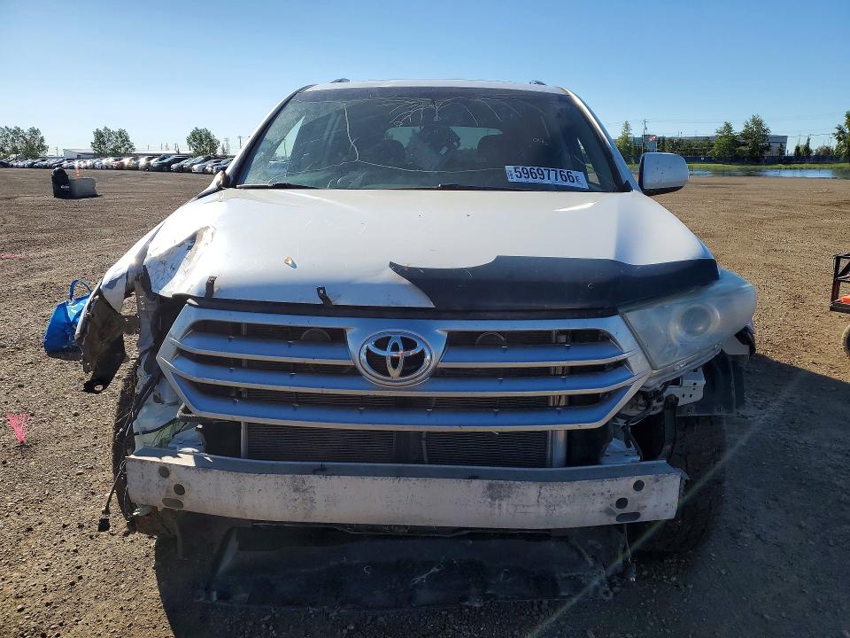 59697766 :رقم المزاد ، 5TDBK3EH1DS207972 vin ، 2013 Toyota Highlander مزاد بيع