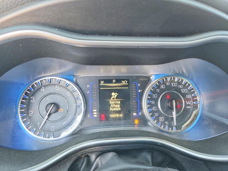 59946596 :رقم المزاد ، 1C3CCCAB8GN124041 vin ، 2016 Chrysler 200 مزاد بيع