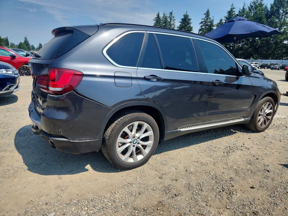 61879986 :رقم المزاد ، 5UXKR0C58G0P33363 vin ، 2016 Bmw X5 مزاد بيع