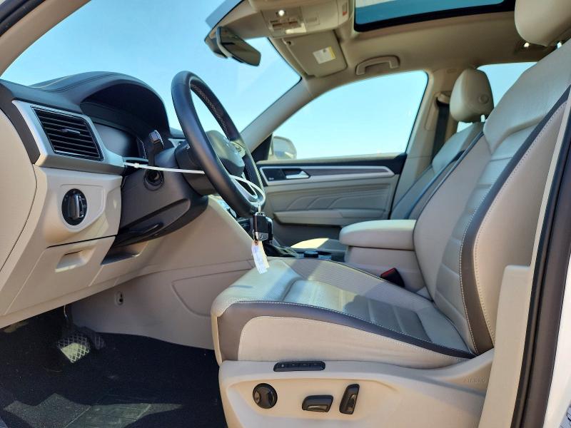 63053196 :رقم المزاد ، 1V2TP2CA1MC570598 vin ، 2021 Volkswagen Atlas مزاد بيع