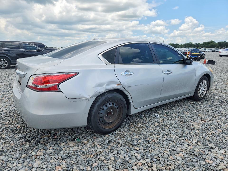 2015 Nissan Altima მანქანა იყიდება აუქციონზე, vin: 1N4AL3AP6FC428337, აუქციონის ნომერი: 58984416