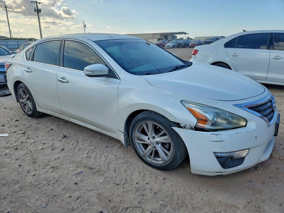 Продаж на аукціоні авто 2015 Nissan Altima, vin: 1N4AL3AP1FN342227, номер лоту: 60384856