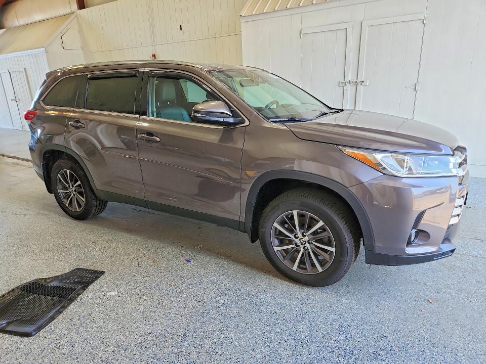 Продаж на аукціоні авто 2019 Toyota Highlander, vin: 5TDJZRFH7KS630044, номер лоту: 60743446