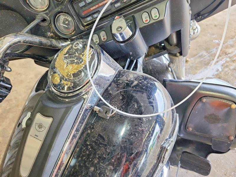 60471206 :رقم المزاد ، 1HD1FCW183Y601164 vin ، 2003 Harley-davidson Flhtcui مزاد بيع
