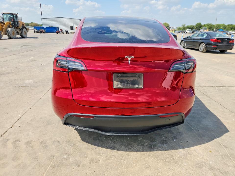 61634546 :رقم المزاد ، 7SAYGDED6RA318267 vin ، 2024 Tesla Model Y مزاد بيع