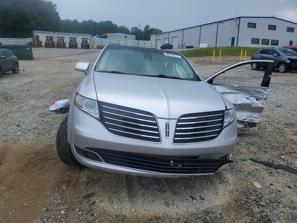 Продаж на аукціоні авто 2017 Lincoln Mkt, vin: 2LMHJ5FK4HBL00589, номер лоту: 60312816