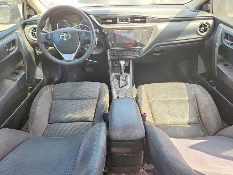 62827696 :رقم المزاد ، 5YFBURHE4HP624841 vin ، 2017 Toyota Corolla مزاد بيع