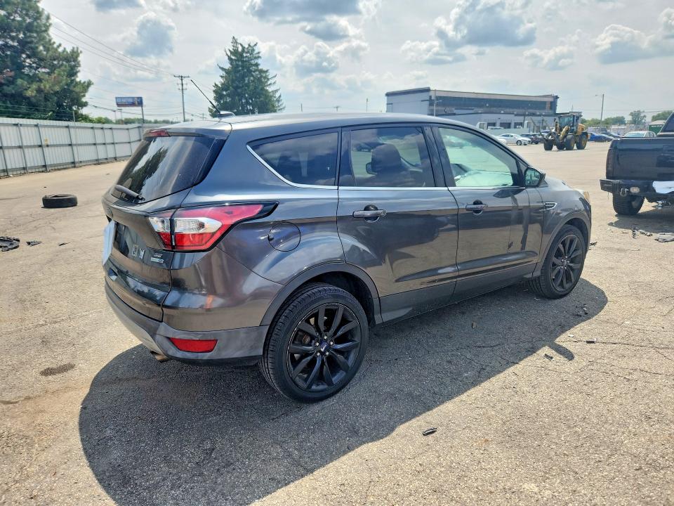 Продаж на аукціоні авто 2017 Ford Escape, vin: 1FMCU9GD7HUC04552, номер лоту: 63515496