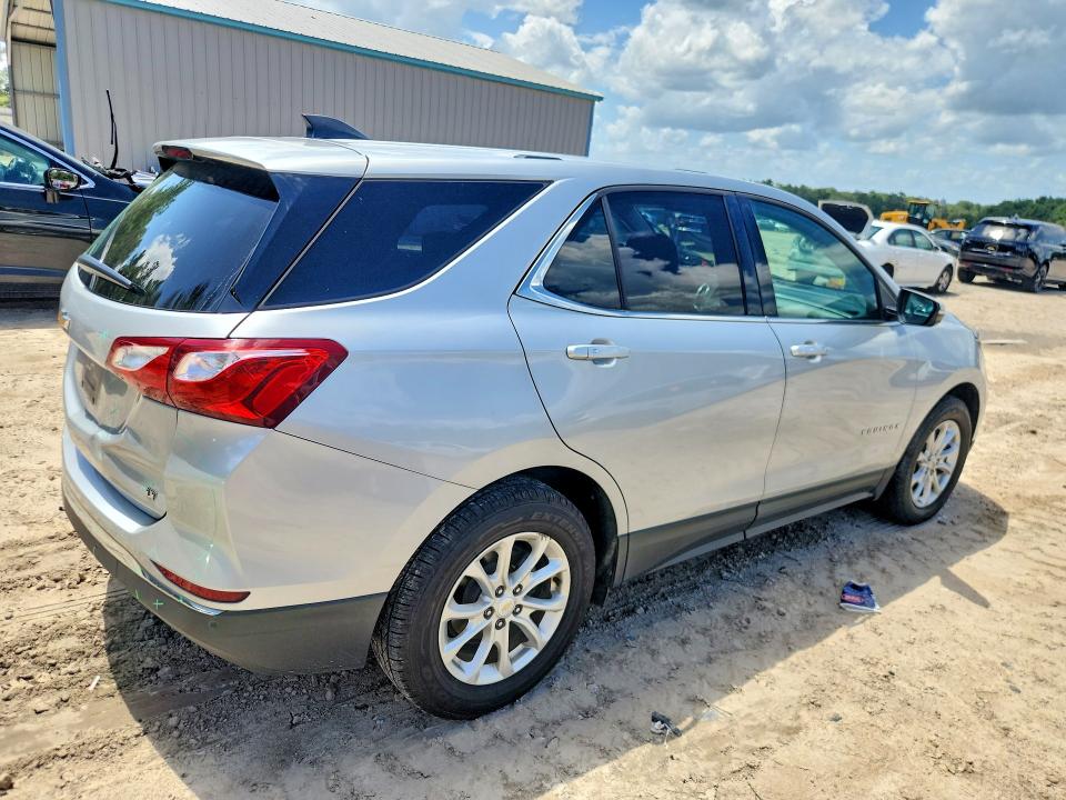2018 Chevrolet Equinox მანქანა იყიდება აუქციონზე, vin: 2GNAXJEV1J6272745, აუქციონის ნომერი: 61108616