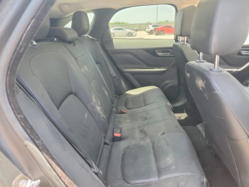 Продажа на аукционе авто 2018 Jaguar F-pace, vin: SADCJ2FX1JA265634, номер лота: 61772676