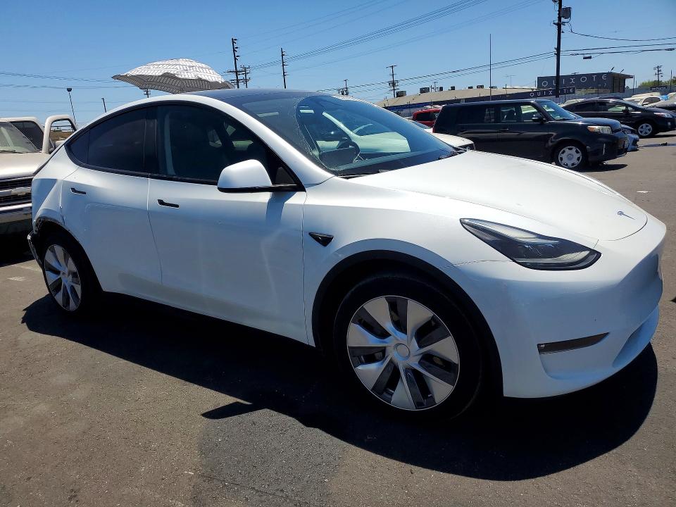 60033136 :رقم المزاد ، 7SAYGDEE8PF857899 vin ، 2023 Tesla Model Y مزاد بيع