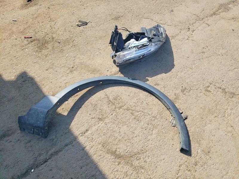 2018 Ford Escape მანქანა იყიდება აუქციონზე, vin: 1FMCU9GD9JUC25439, აუქციონის ნომერი: 74516215